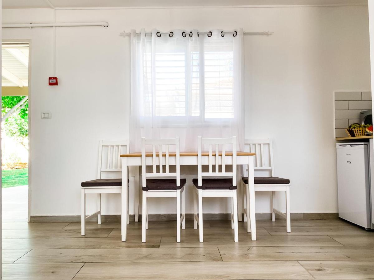 Hotel Etzel Tami Hospitality Neot Golan Exterior foto