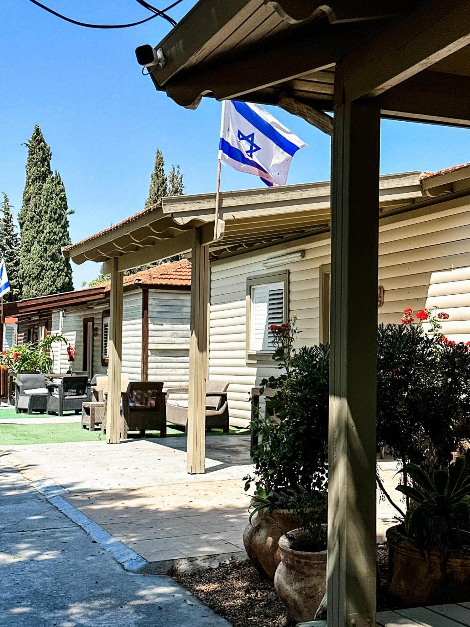 Hotel Etzel Tami Hospitality Neot Golan Exterior foto
